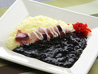 海峡いか墨カレー